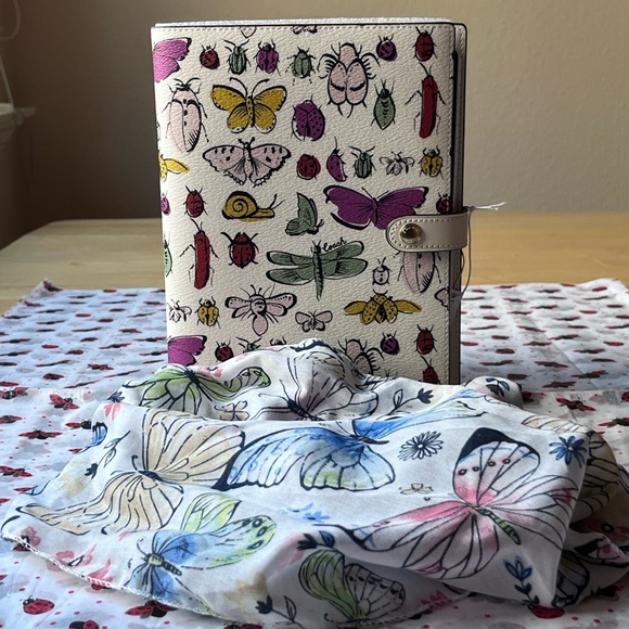 🪲🐌🐞 COACH NOTEBOOK WITH CREATURE PRINT 🐞🐌🪲 NWT 🪲🐌🐞 - Picture 16 of 16